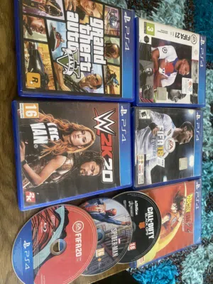 اللعاب CD ps4