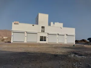 بنايه للبيع سكني تجاري دورالاول عشره محلات وغرفتين
