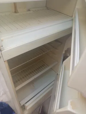 ثلاجه وغاز و غساله مستعملات نظيف بحاله حيده جدا