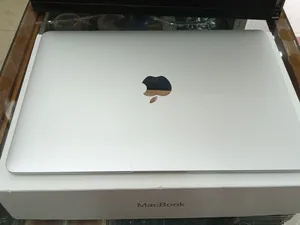 Apple MacBook 12 Retina Laptop