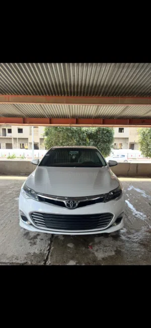 Used Toyota Avalon in Gharyan