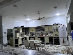 300 m2 5 Bedrooms Townhouse for Sale in Qadisiyah Al-Diwaniyah