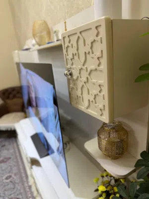 معرض تلفزيون نضيف وجديد مستعمل فتره قليله