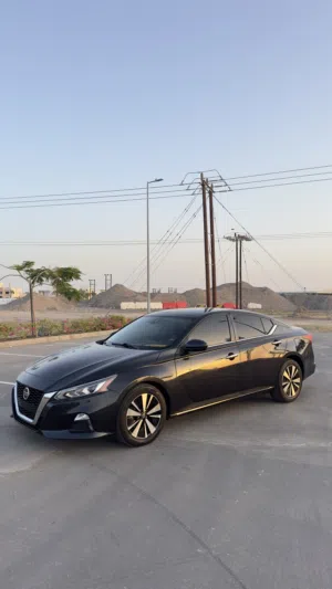 للبيع التيما 2021 SV