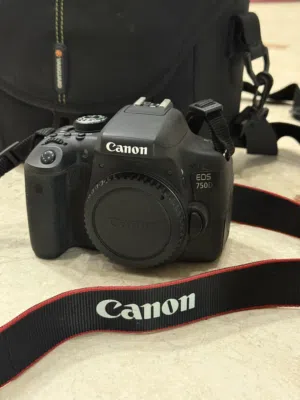 كاميرا كانون EOS 750D