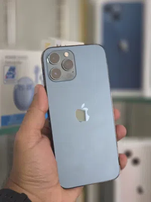 عرض خاص : iPhone 12 pro Max 128gb  الهاتف نظيف  بدون اي مشاكل مع ضمان و ملحقات لا يفوتك بأقل سعر من