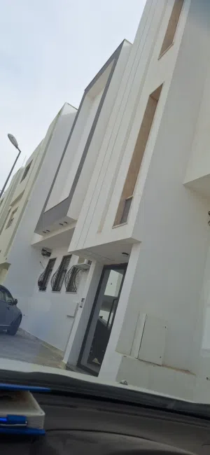 شقه للبيع السراج