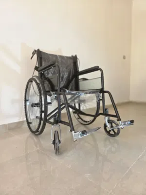 كرسي متحرك طبي قابل للطي بجودة ومواصفات عالية (wheelchair )