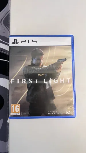 لعبة 007 First Light لجهاز PS5 - بحالة ممتازة (شبه جديد)