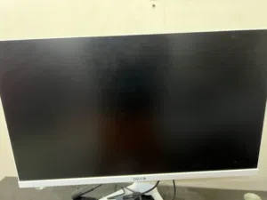 27" Other monitors for sale in Muharraq