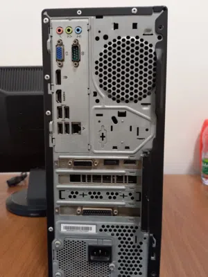 كمبيوتر لينوفو مع كرت شاشة خارجي من msi GTX 1650 ventus XS 4GB