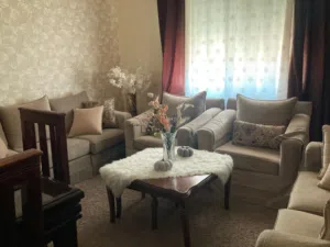 شقه طابق اول للبيع