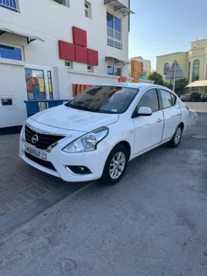 Nissan sunny 2016?white full option full insurance in very good condition