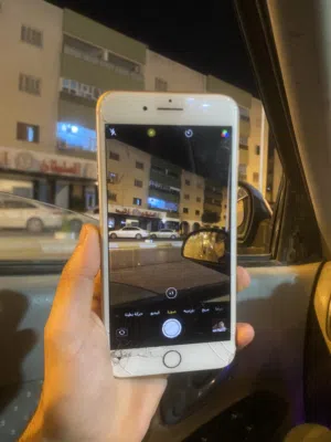Apple iPhone 8 Plus 64 GB in Zliten