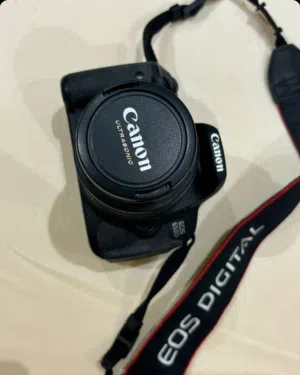كاميرا كانون 650D - معدات تصوير - Canon 650D