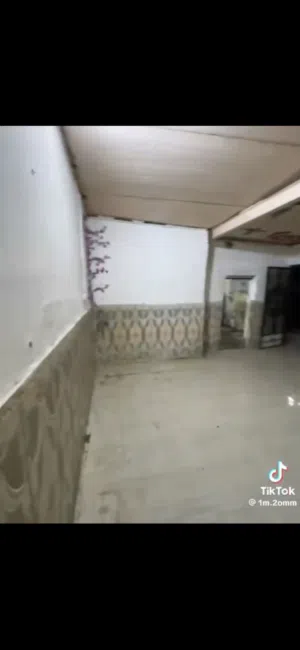 بيت في حي الصدقاء