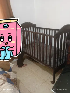 سرير اطفال