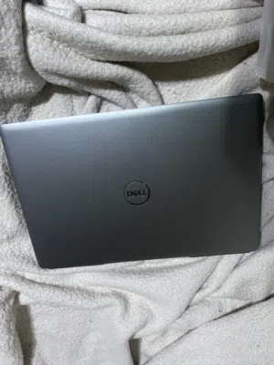 Dell precision 7550 (برمجة و العاب ) 15.6 بوصة و كارت شاشة عالى