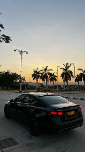 Used Nissan Altima in Dhofar