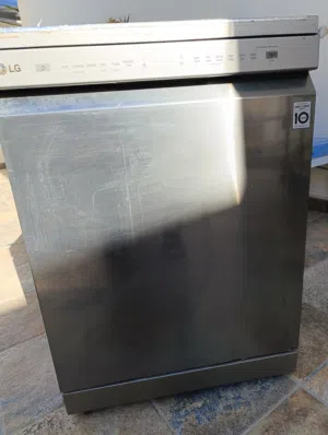 غسالة صحون LG