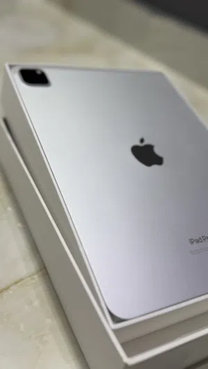 Apple iPad pro 2 128 GB in Al Batinah