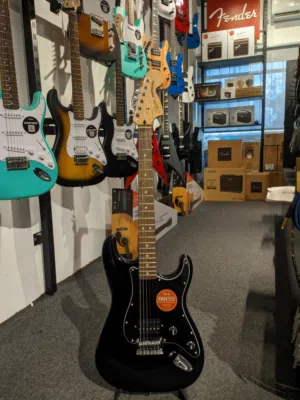 الكترك جيتار squier stratocaster HT H
