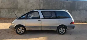 تويوتا بريفيا موديل 1992 باذن الله امورها طيبه اموره طيبه