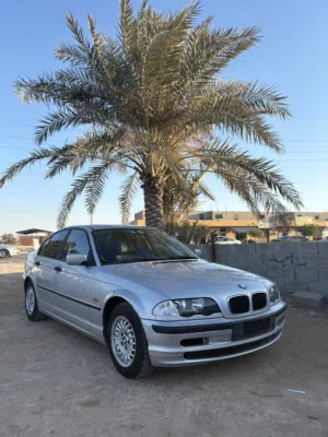 BMW 318 سويسرية