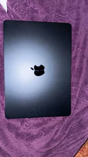 macbook m4 air 13.6