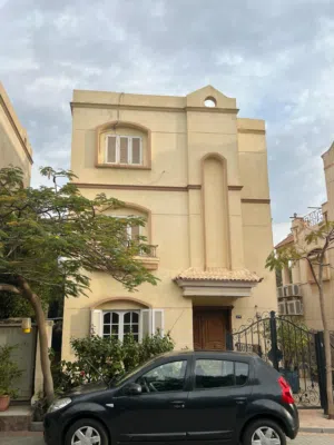 Great opportunity, villa for sale furnished and equipped Sheikh Zayed City, inside a compound