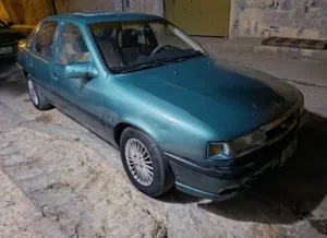 سيارة أوبل فيكترا 1990 سعر حرق مرخصة ومجمركة مع تأمين الموقع معان قابل للتفاوض للجدين ما بقصر معه