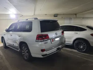 لاند كروزر 2021 بحالة الوكالة GXR Grand Touring V8