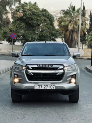 New Isuzu D-Max in Amman
