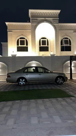 Used Lexus LS in Abu Dhabi