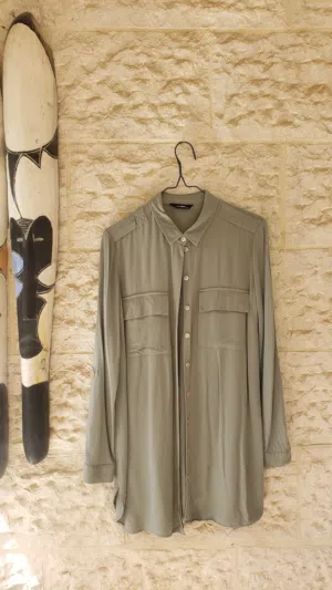 قميص طويل Waikiki LC أخضر فاتح size 38