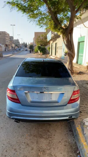 Mercedes-Benz C300