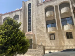 بيت طابقين وتسويه في طبربور