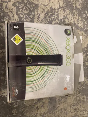 للبيع اكس بوكس 360 وسماعة بلايستيشن