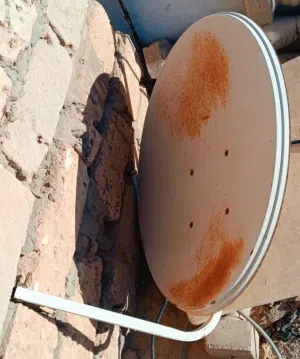 صحن ستالايت الدق الاول الومونيوم 90 سم