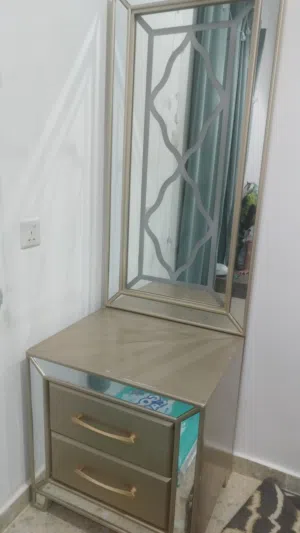 للبيع أغراض نظيفة