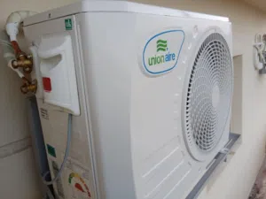 تكييف يونير اير واحد ونص حصان