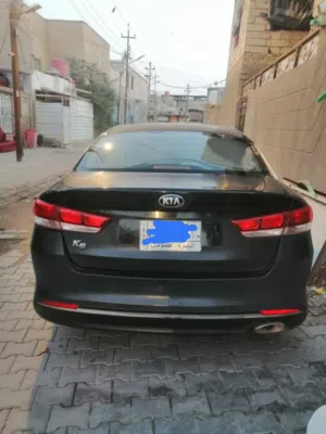 السلام عليكم كي فايف للبيع مديل 2017 وارد كوري رقم بصره باسمي محرك وكير وحداديه وطخم تاير كله جاهزه