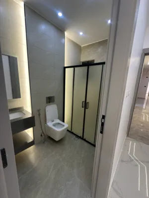 3 Bedrooms . 3 Bathrooms . 194 m23