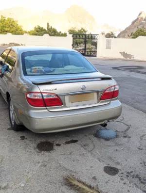 Nissan Maxima 2003.