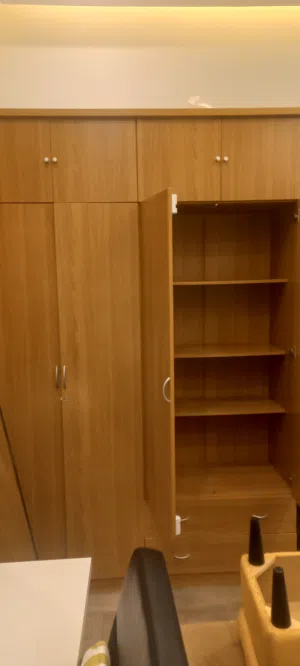 wardrobe good condition