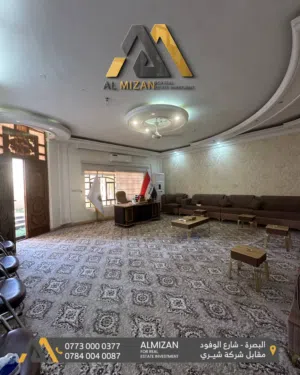 250 m2 5 Bedrooms Townhouse for Rent in Basra Al-Wofood St.