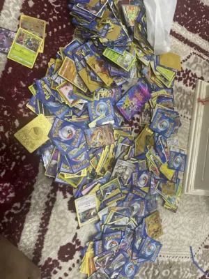 بطاقات بوكيمون.
