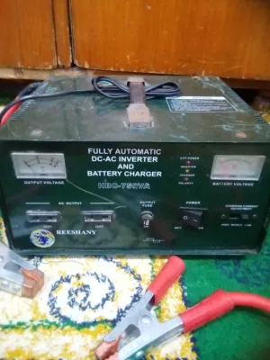 عاكسة كهرباء