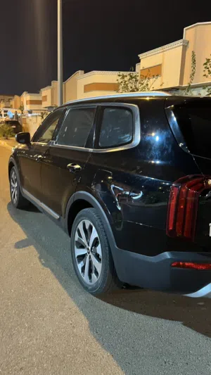 Used Kia Telluride in Basra
