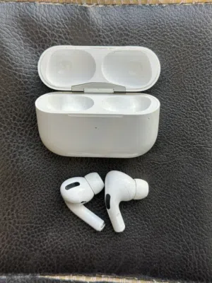 Airpods pro مستعملة